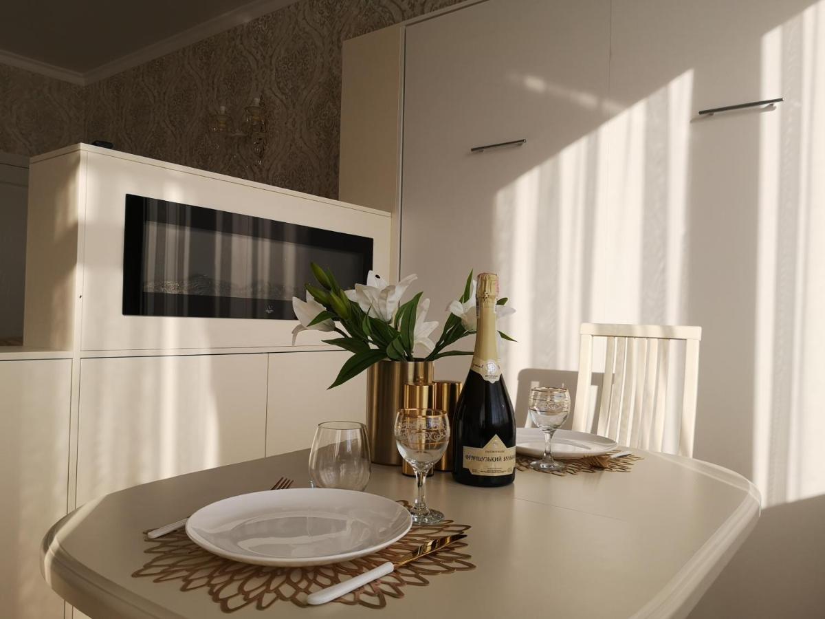 Lux Apartment,10 Фонтана,До Моря 5 Минут Odesa Exterior foto